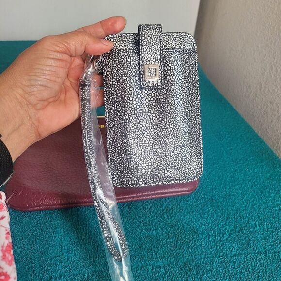 Lodis bag pouch & Badge holder. SALE! - Picture 3 of 8